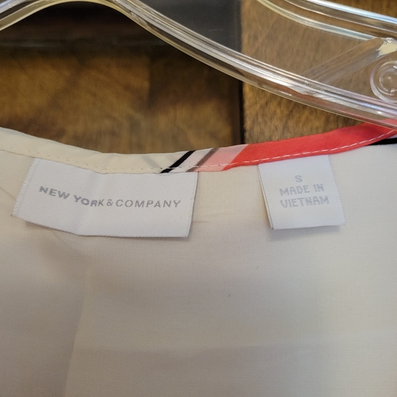 Colorful Blouse - Picture 3 of 4